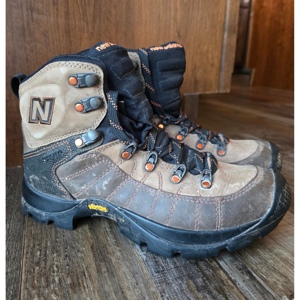 New‎ Balance Rainier WO1500GT Gore-Tex Vibram Hiking Boots Brown Womens 7.5